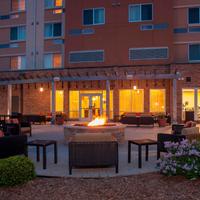 Courtyard Milwaukee Airport