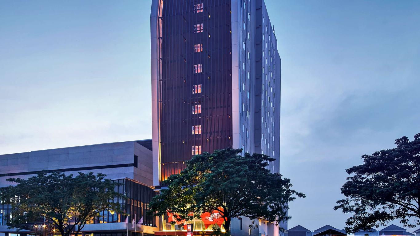 ibis Gading Serpong