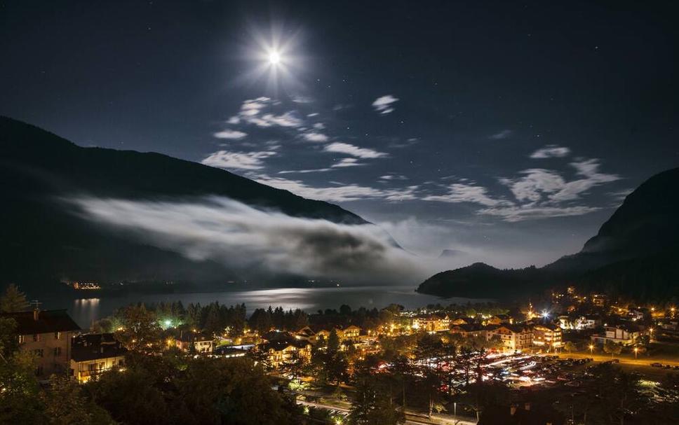 Pemandangan luar Foto