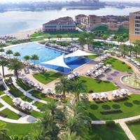 The Ritz-Carlton Abu Dhabi, Grand Canal