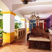 Los Arcos Suites