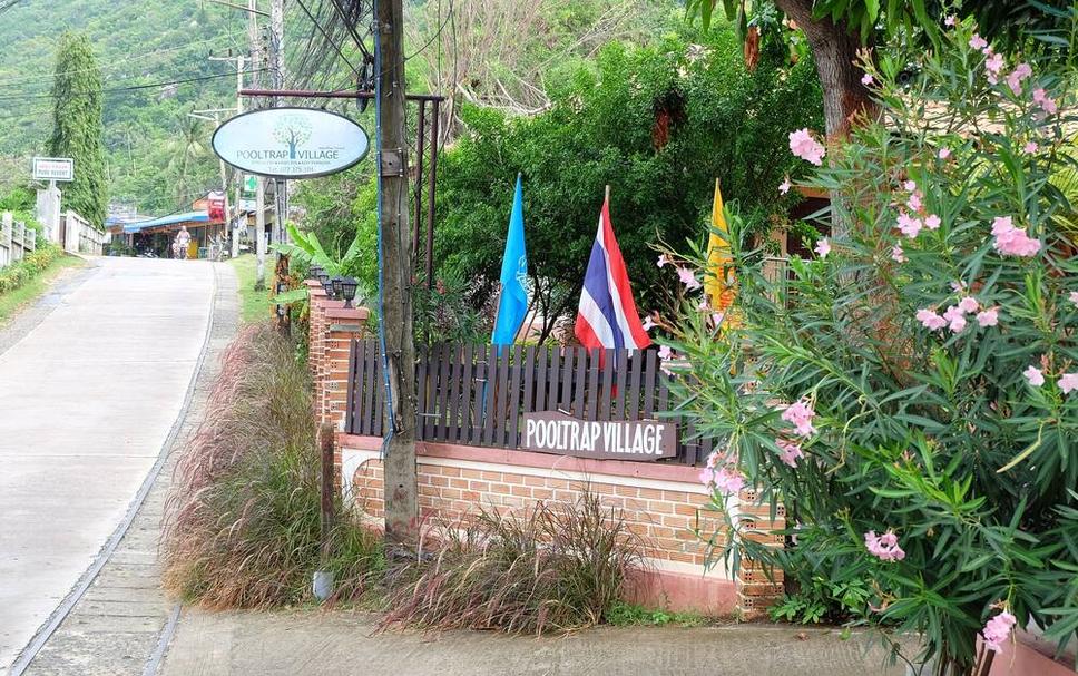 Pemandangan luar Foto