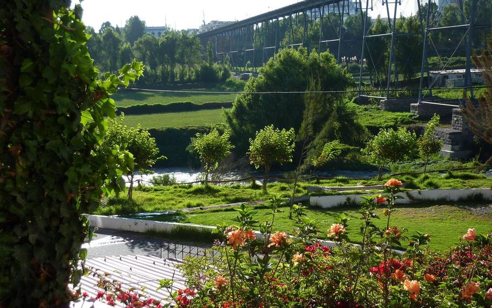 Pemandangan luar Foto