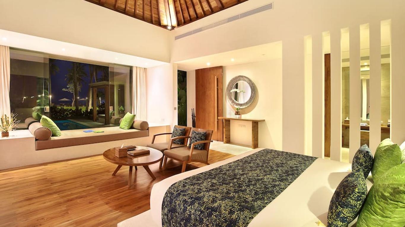 Candi Beach Villas