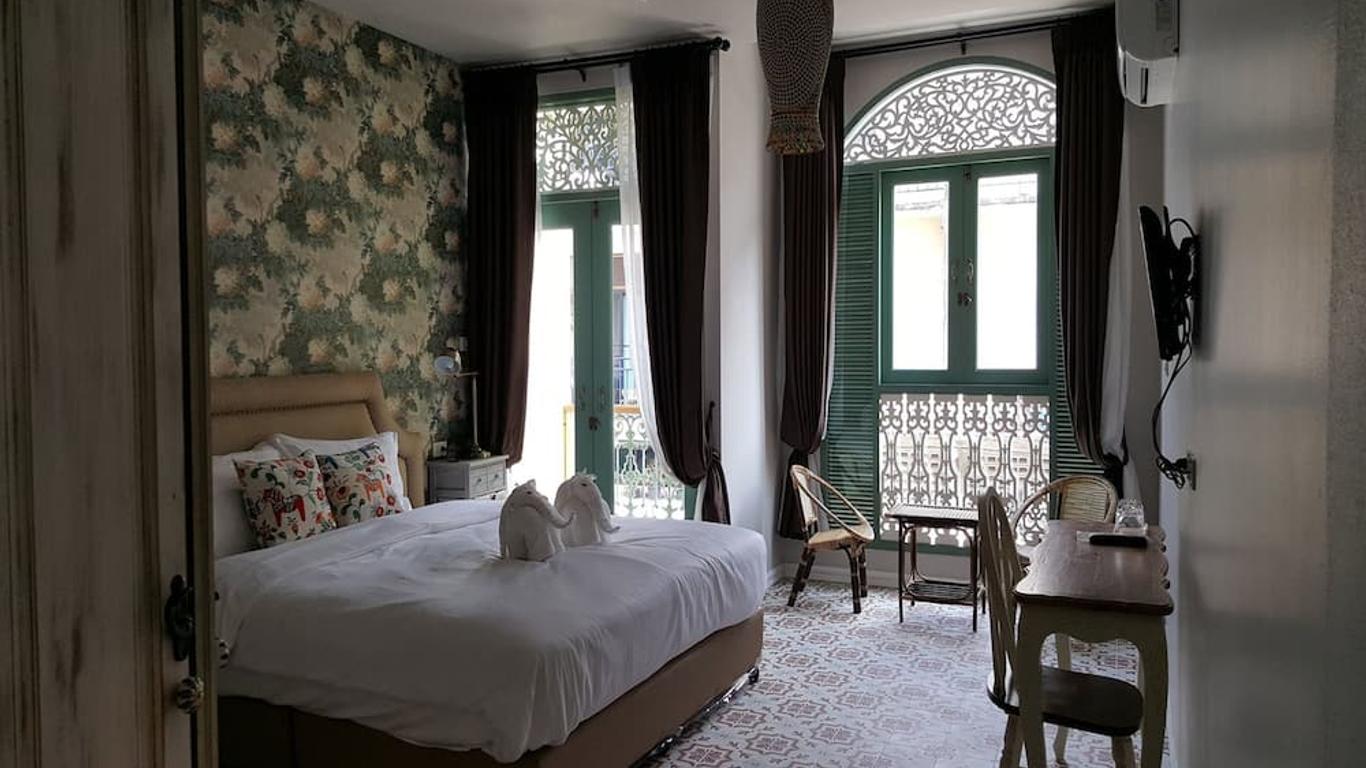 Si Phum Heritage Boutique Bed & Breakfast