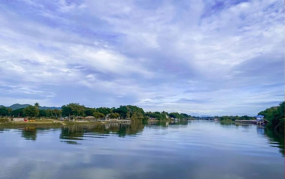 Pemandangan luar Foto