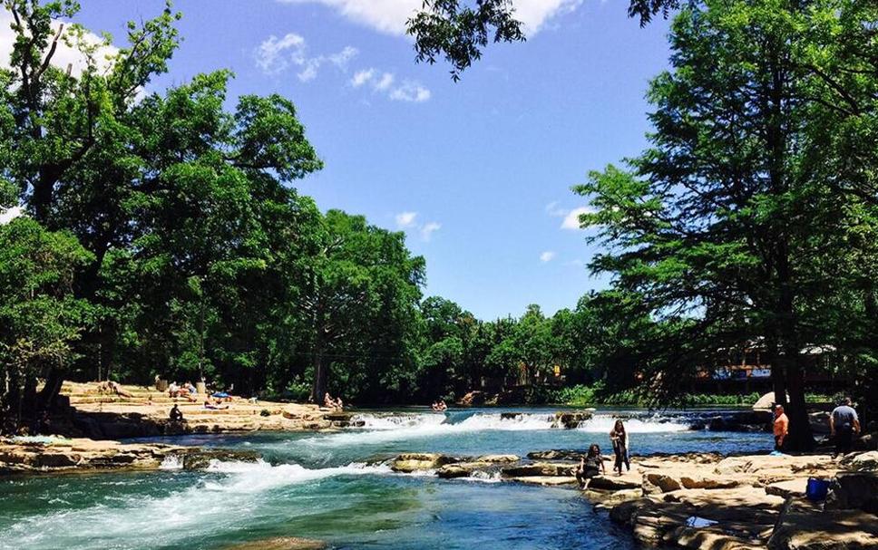 Pemandangan luar Foto