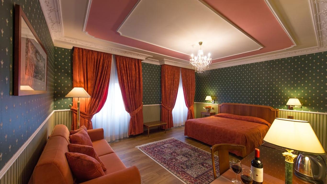 Strozzi Palace Hotel