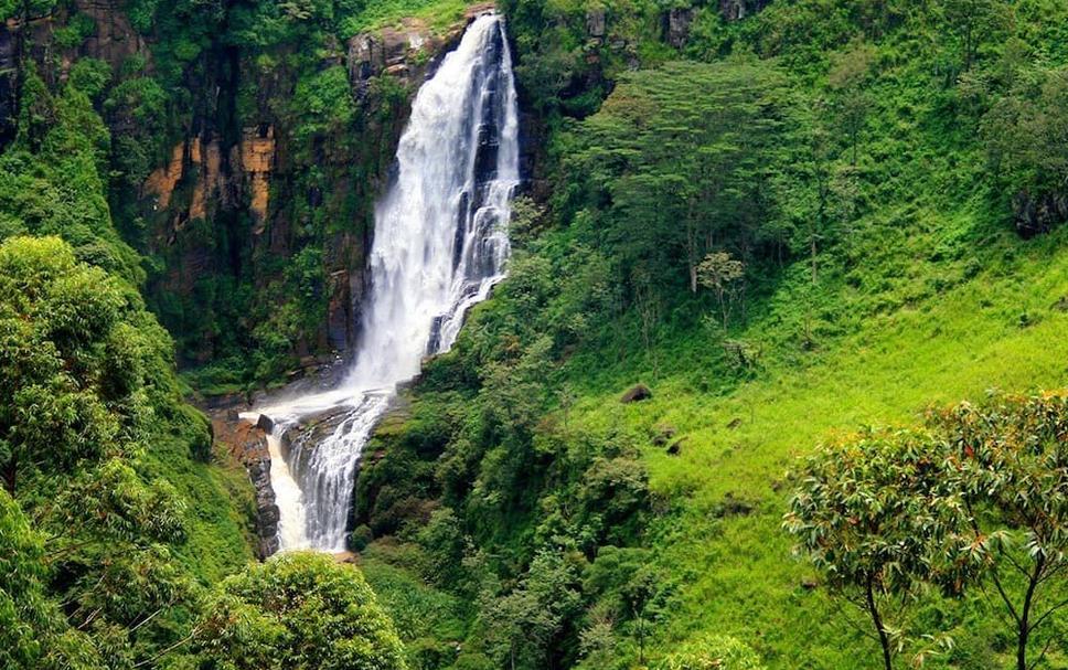 Pemandangan luar Foto