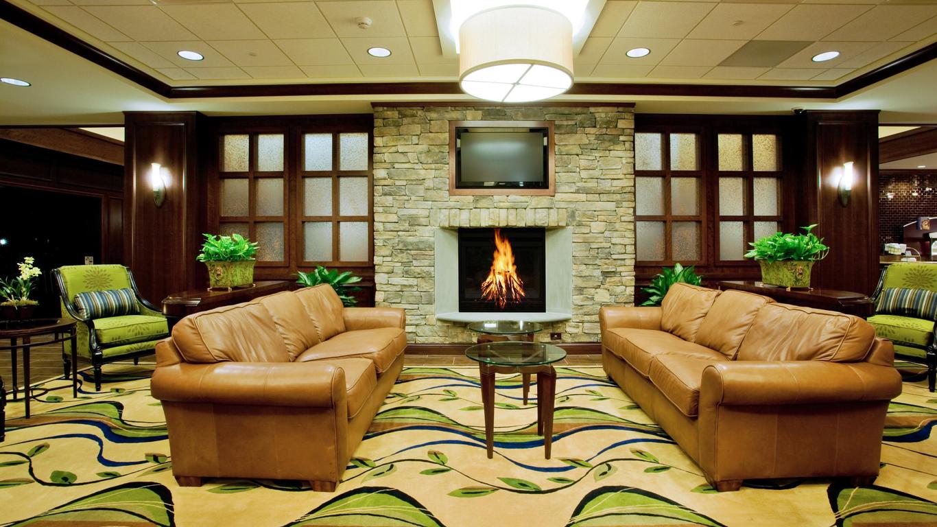 Holiday Inn Express & Suites Wilmington-Newark