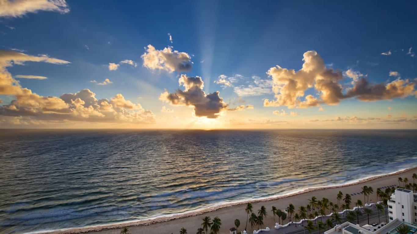 Marriott's BeachPlace Towers