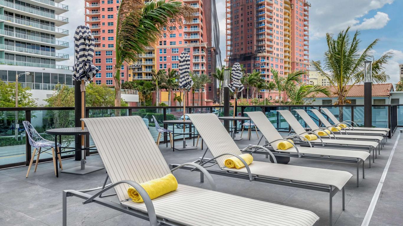 Cambria Hotel Fort Lauderdale Beach