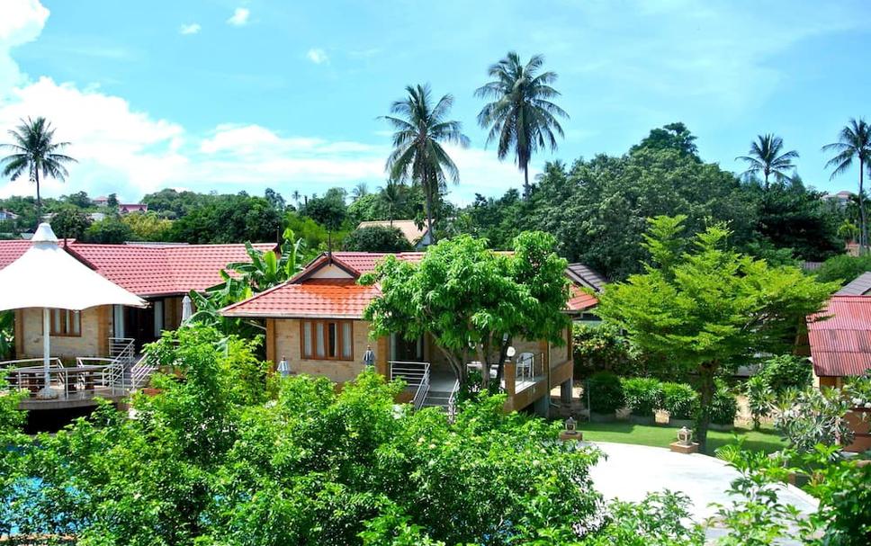 Pemandangan luar Foto