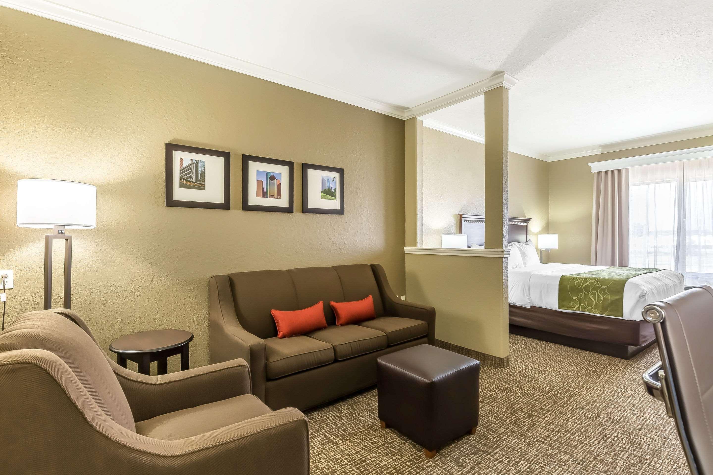 comfort suites houston iah airport beltway 8