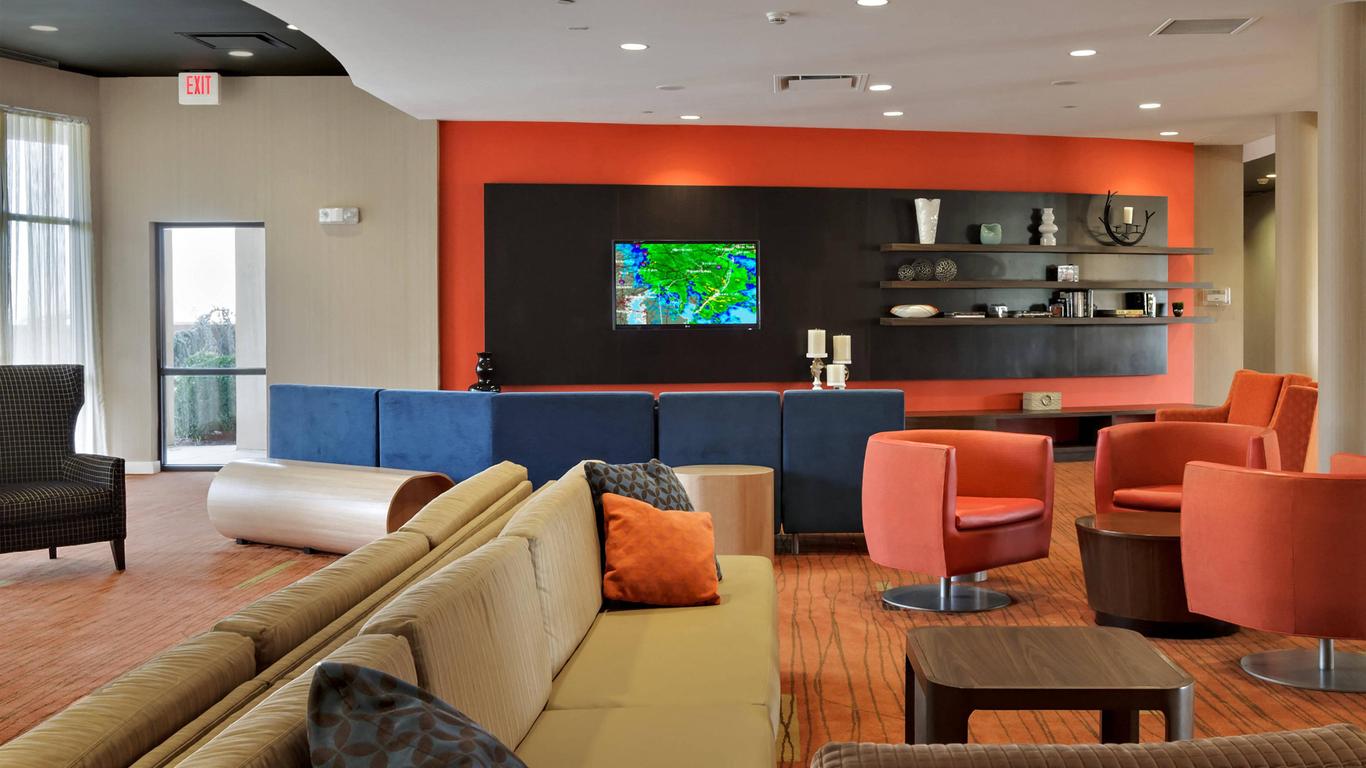 Courtyard by Marriott Harrisburg Hershey