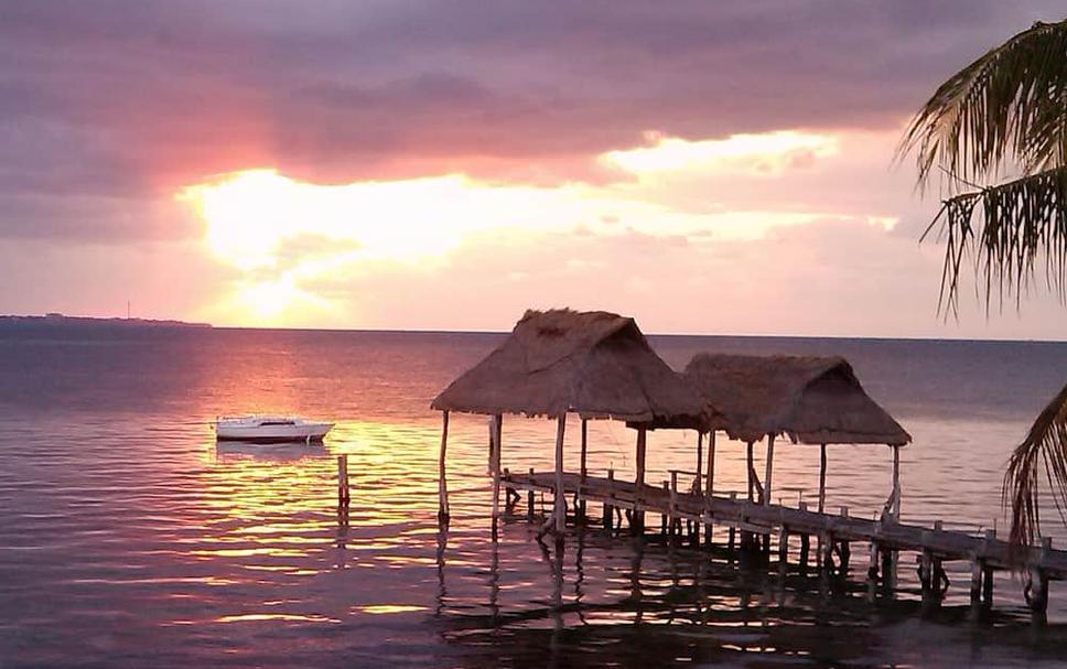 Pemandangan luar Foto