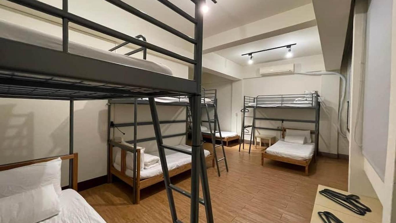 Chiayi Petite Hostel